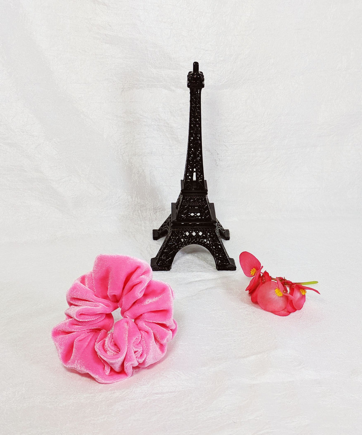 Neon Pink Velvet Scrunchy – Penny