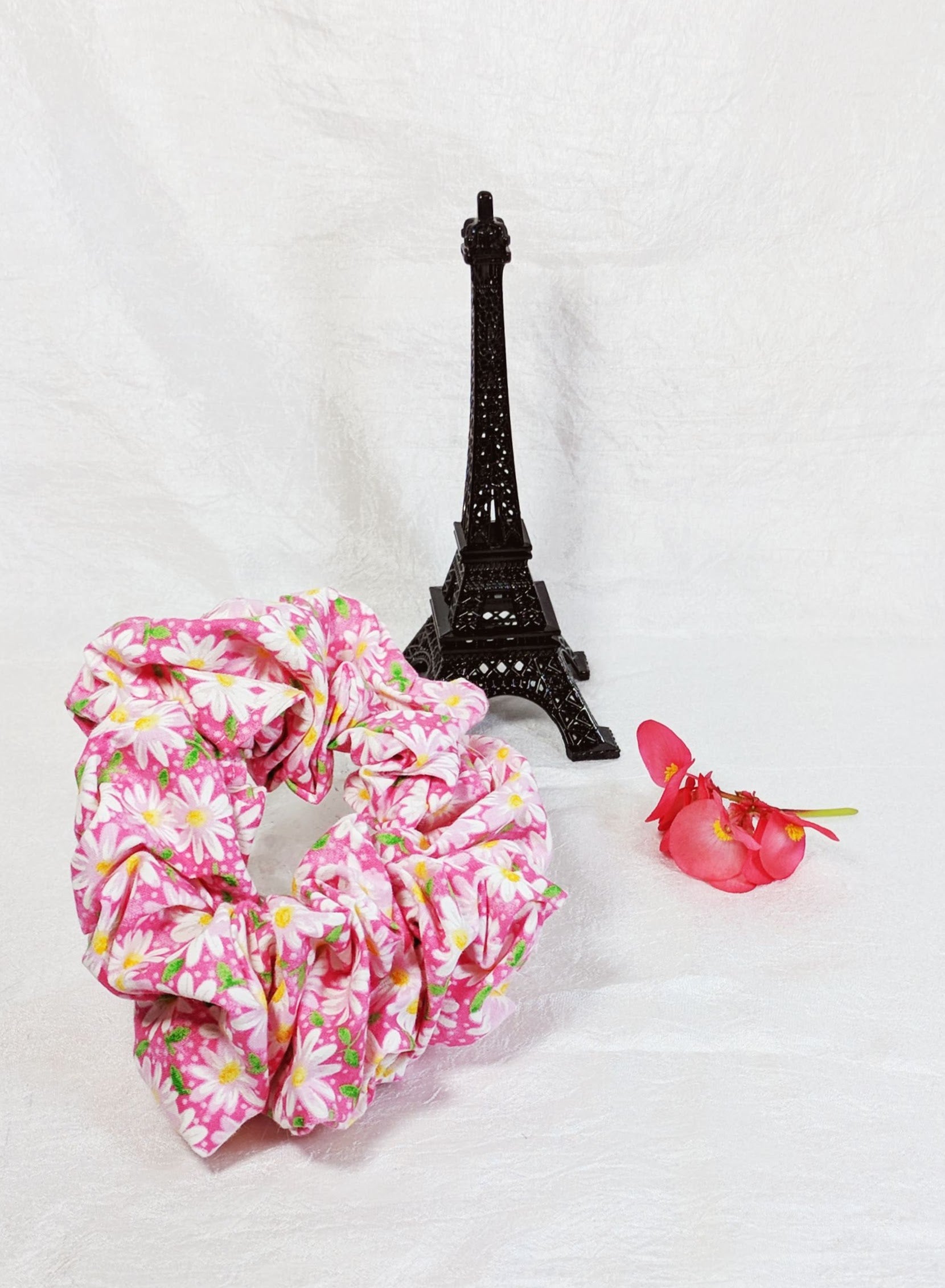 Daisies on Pink Cotton Hair Scrunchy - Jumbo
