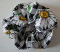 Daisies Checkered Scrunchy - Regular