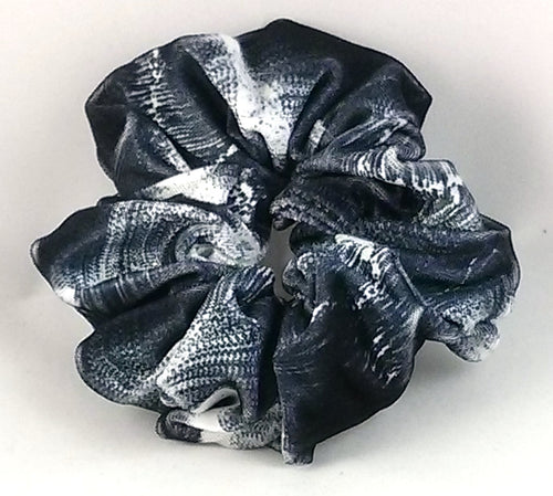 Black and White Print Velvet Scrunchies - Regular